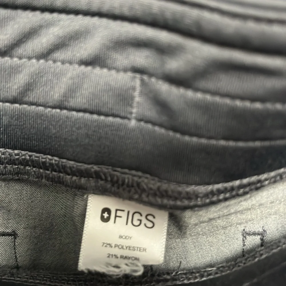 Figs size xl